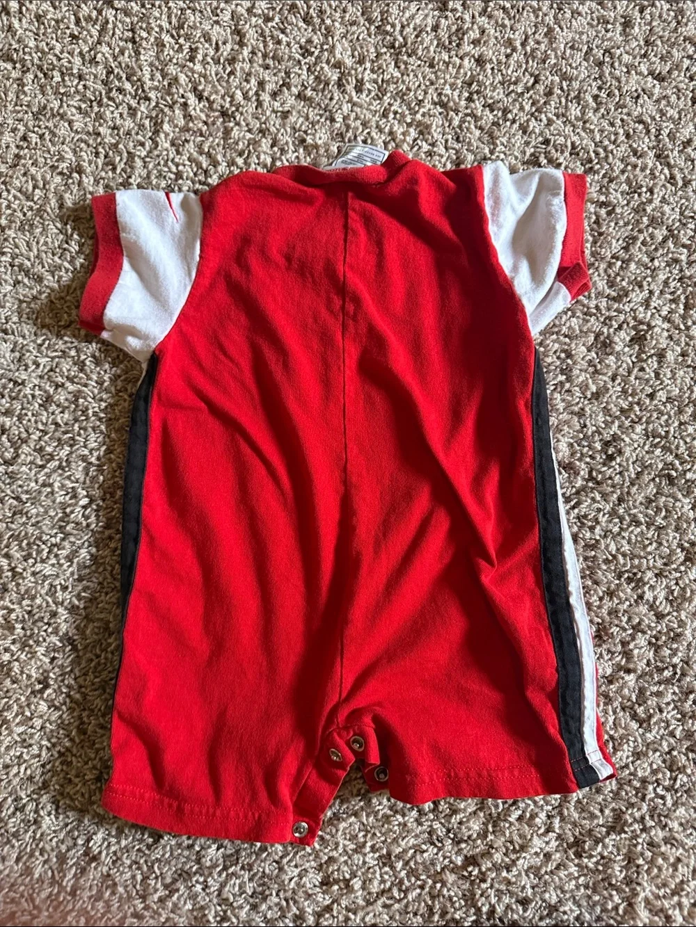 Vintage Nike Kids Red and White Short Sleeve onsie